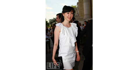 LIFE - Chanel - Outside Arrivals - PFW Haute Couture F/W 2011