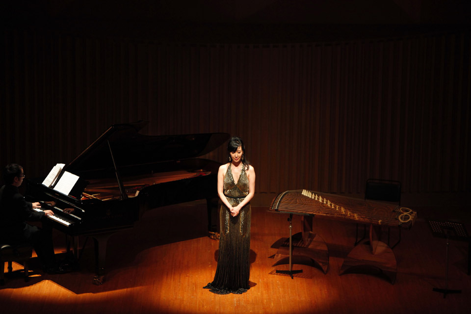 22 October, 2012
              せいあ Lee ソプラノリサイタル  Grace Note 2012 (王子ホール) Seia Lee Soprano Recital Grace Note 2010 (at Oji Hall,
                Tokyo)
